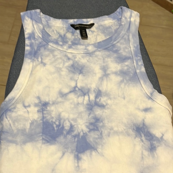 Banana Republic Ribbed Tank - Picture 2 of 3